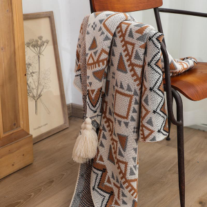 Square Patterned Throw Blanket (fringe)